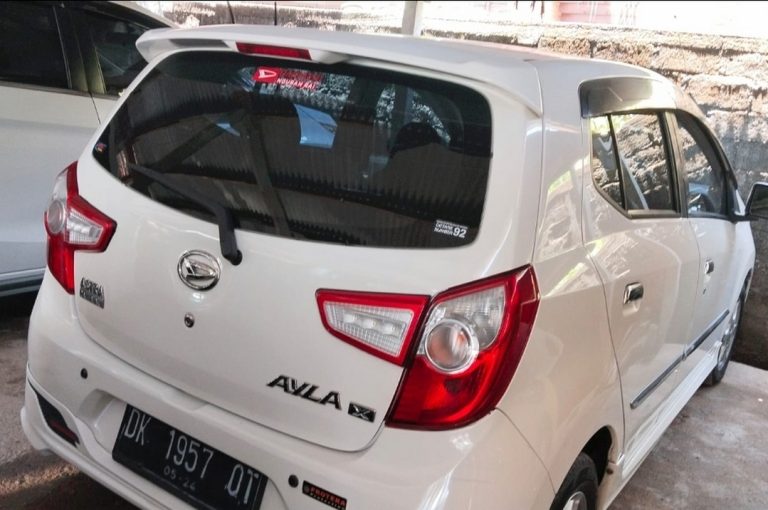 Daihatsu Ayla Agus Merta Rent Cars (9)