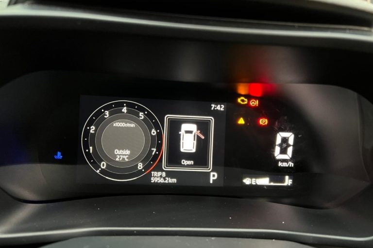 Daihatsu Rocky Agus Merta Rent Cars (6)