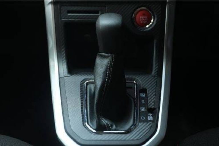 Dasboard-New-Daihatsu-Xenia-Agus Merta Rent Cars 2
