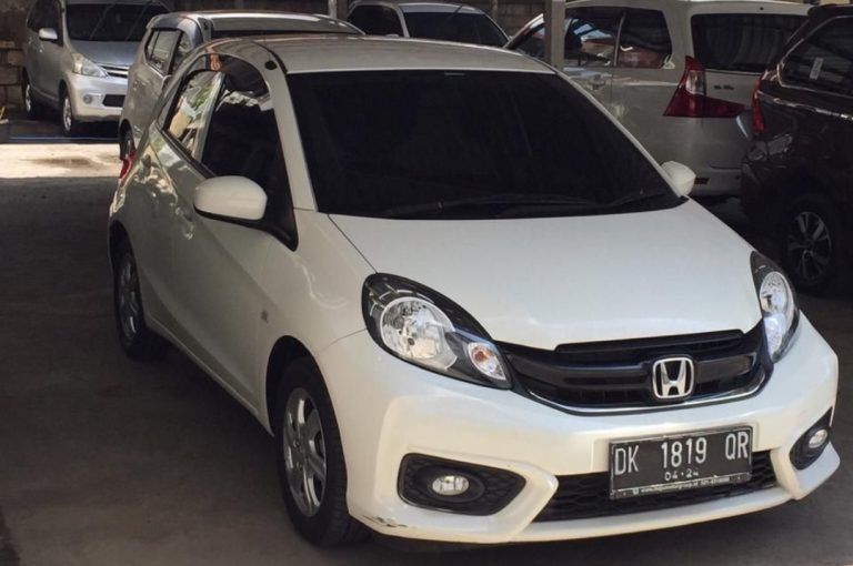 Honda Brio Agus Merta Rent Cars (4)