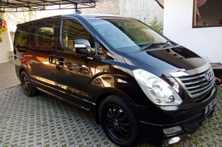 Hyundai H1 2013 kuta rent cars 2