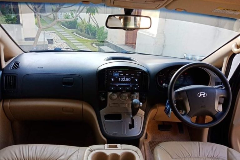 Hyundai H1 2013 kuta rent cars 4