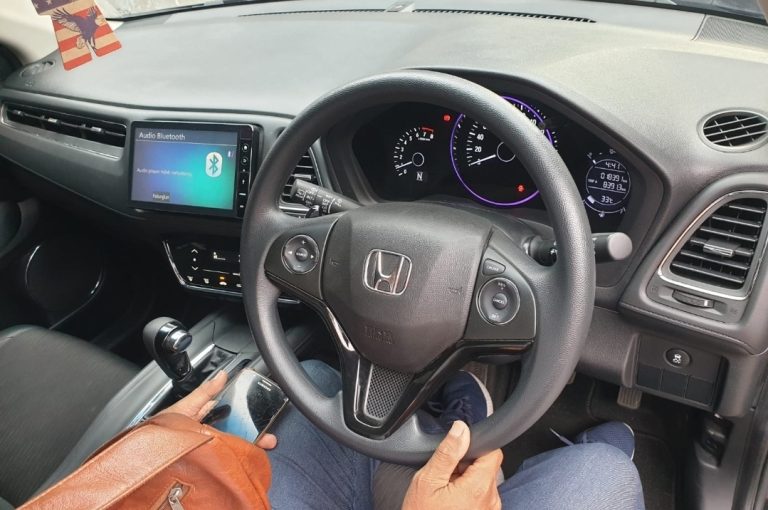 Old Honda HRV Agus Merta Rent Cars (4)