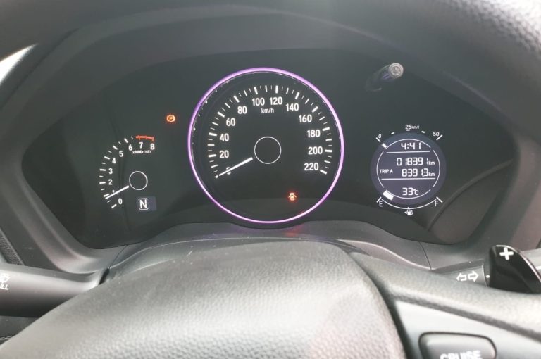 Old Honda HRV Agus Merta Rent Cars (6)