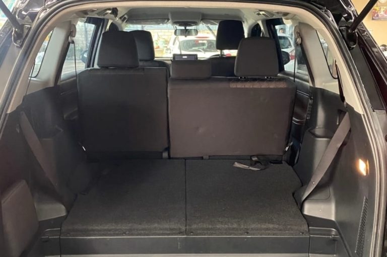 Toyota Innova Reborn Zenix Agus Merta Rent Cars (1)