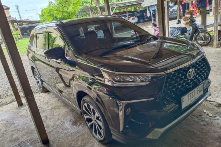 Toyota Innova Reborn Zenix Agus Merta Rent Cars (7)