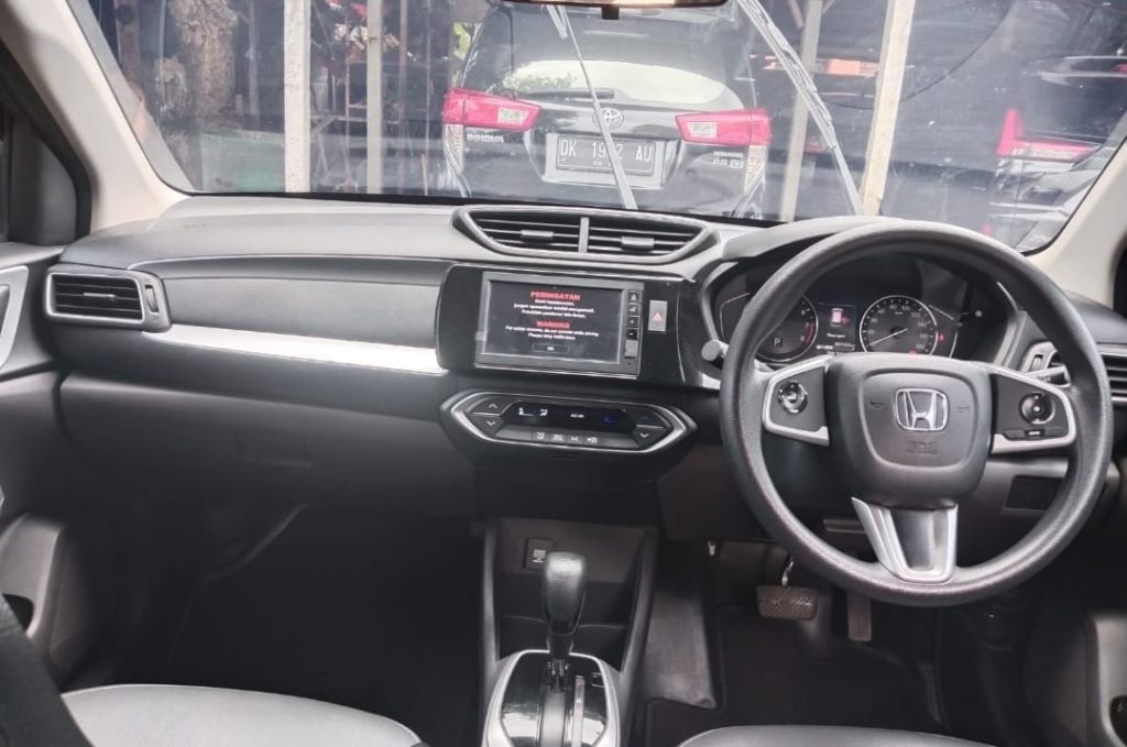 Honda BRV Agus Merta Rent Cars (3)