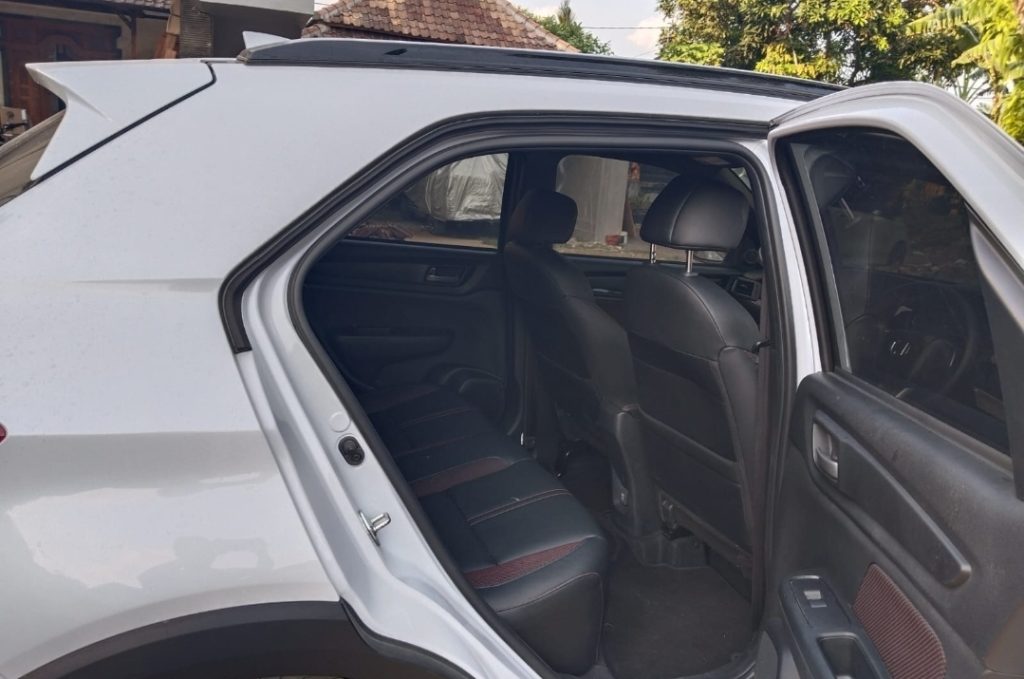 Honda WRV Agus Merta Rent Cars (2)