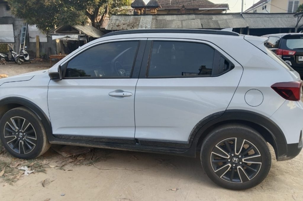 Honda WRV Agus Merta Rent Cars (3)