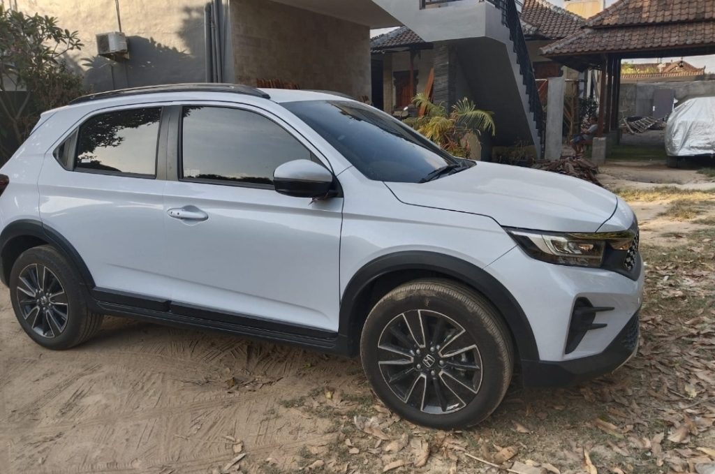 Honda WRV Agus Merta Rent Cars (4)