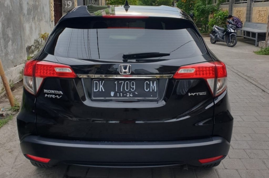 Old Honda HRV Agus Merta Rent Cars (8)